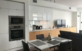 Toronto Downtown Luxurious Stylish 3 Bedroom 3 Bath 2 Balconies Near Rogers Centre Lakeview Condo
